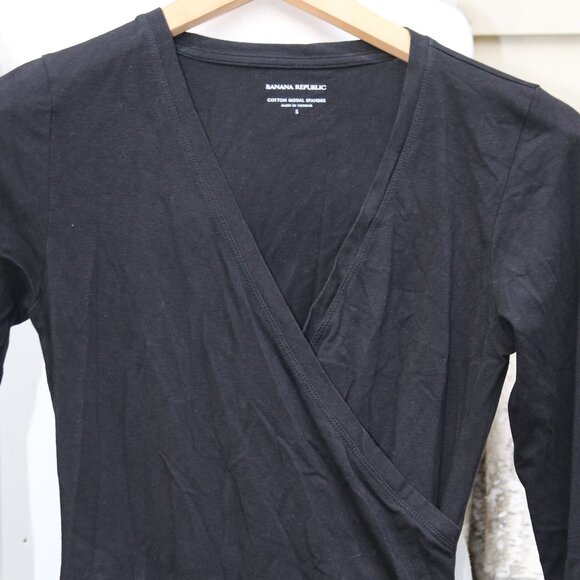Banana Republic Black Surplice Neck Long Sleeve Cotton Modal Bodysuit Sz SMALL - Picture 2 of 4